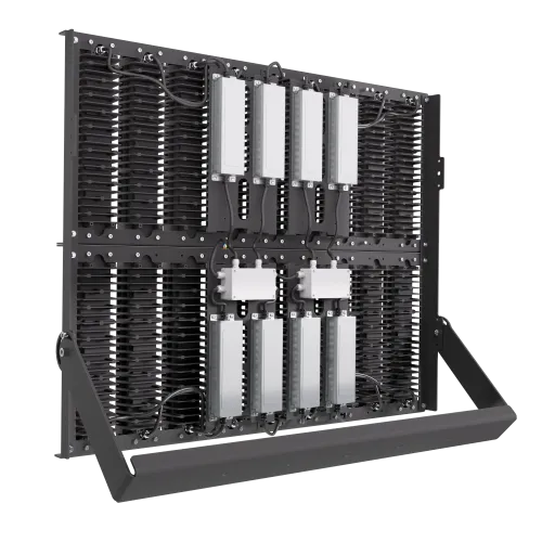Светододный прожектор заливающего света LAD LED R700-18-PC-10-750-D48-1800L1 ST LADR718PC10750D481800L1ST