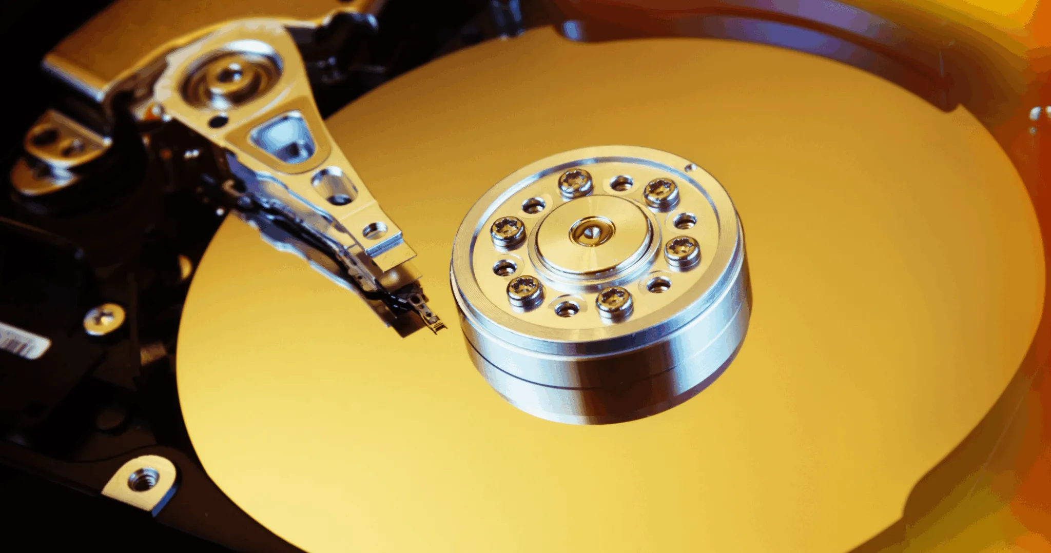 Western Digital представляет технологию UltraSMR для повышения плотности записи