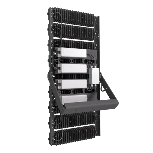 Светододный прожектор заливающего света LAD LED R700-9-PC-60-750-D48-900L1 ST LADR79PC60750D48900L1ST