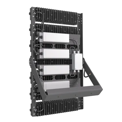Светододный прожектор заливающего света LAD LED R700-7-PC-120-750-D48-700L1 ST LADR77PCLS750D48700L1ST